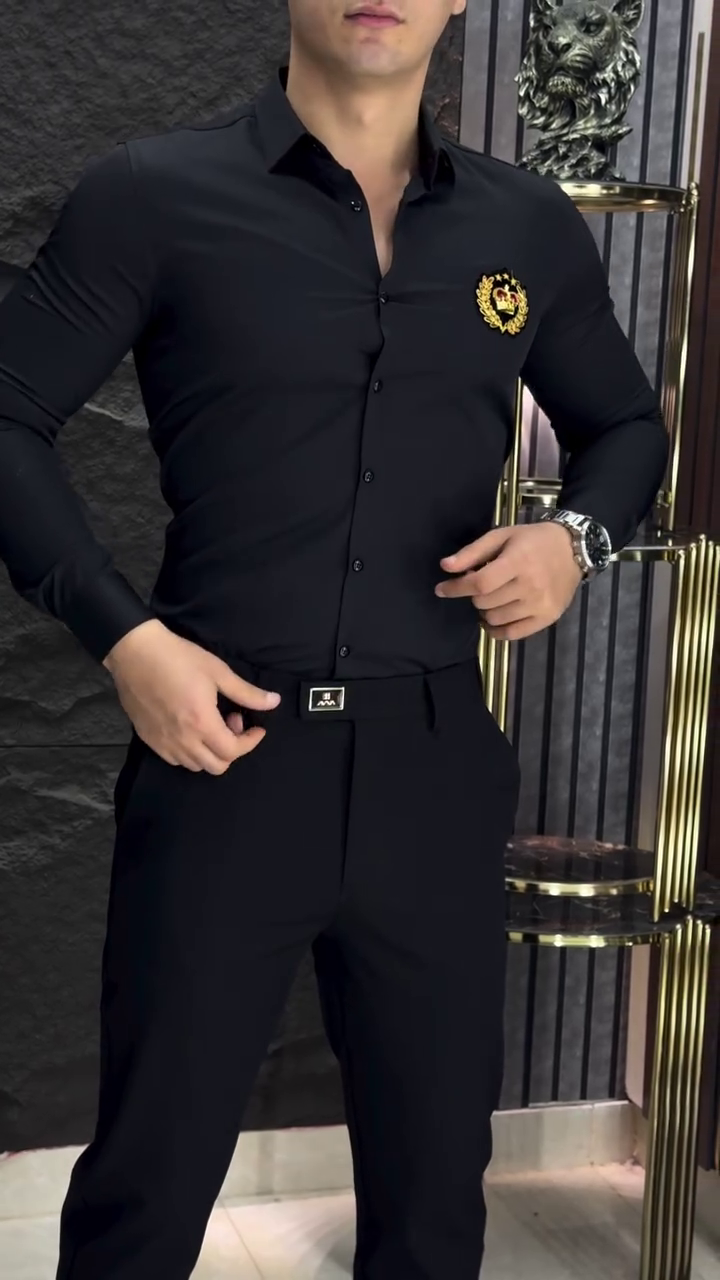 Men Embroidered Regular Fit Spread-Collar Shirt
