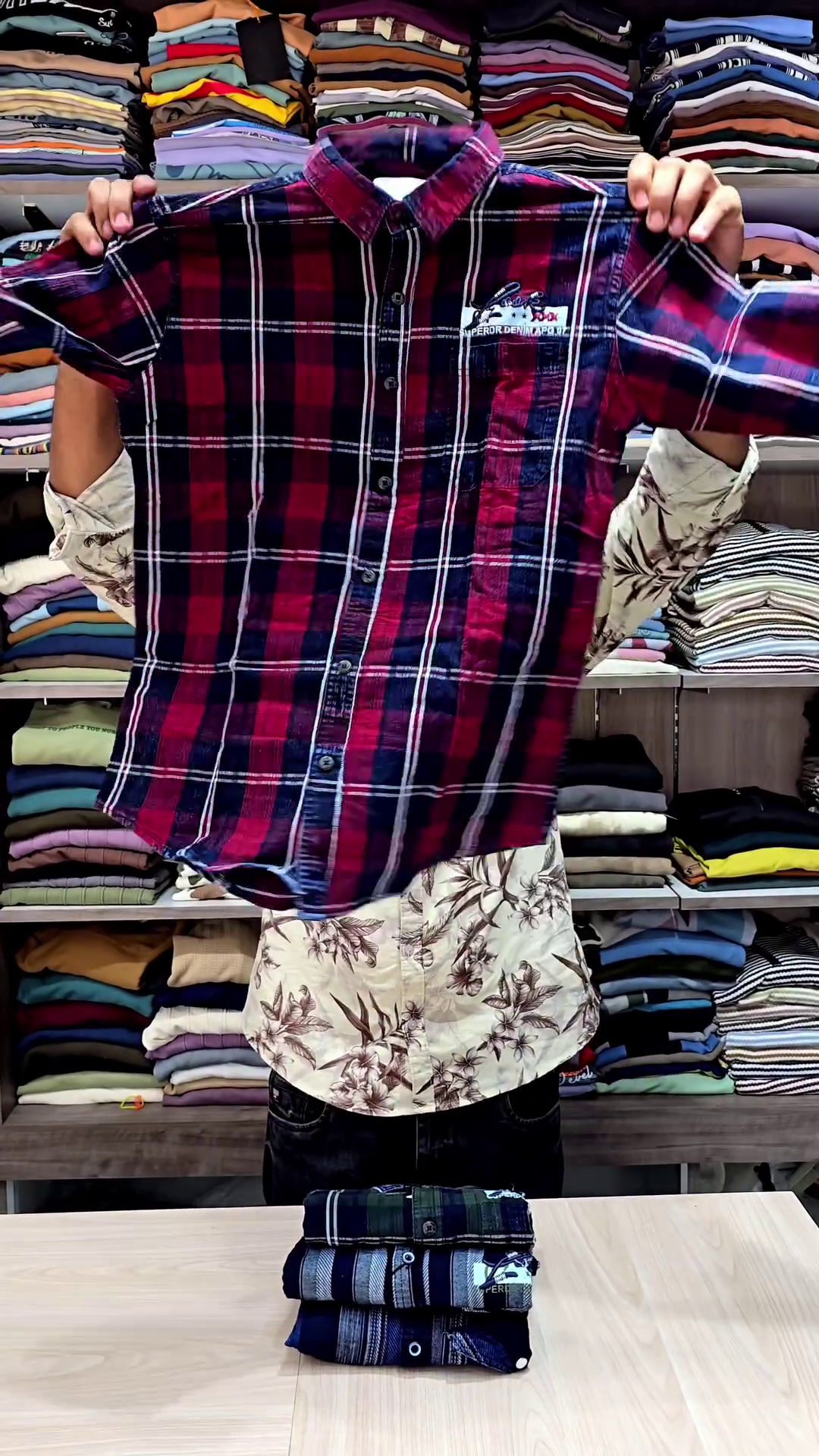 Cotton Regular Fit Spread Collar Full Sleeves Checks Shirt