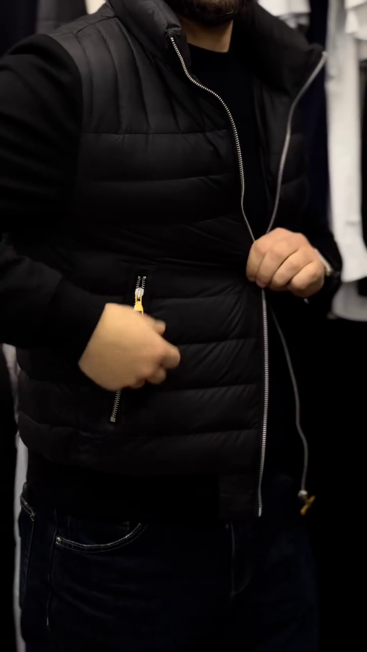 Men's Down Jacket Slim Fit Sleeveless Bomber Vest with Hood