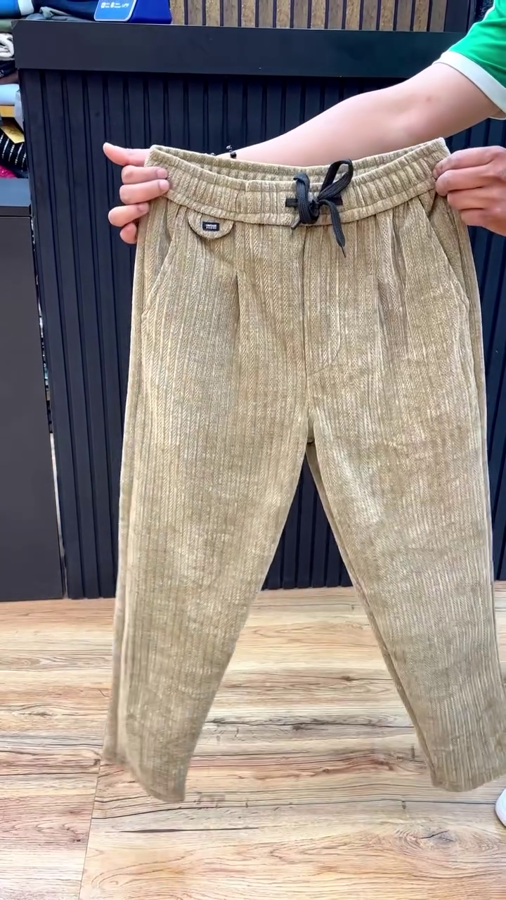 Men's Comfortable Corduroy Pants | Relaxed Fit Stretch Waist Trousers for Everyday Wear