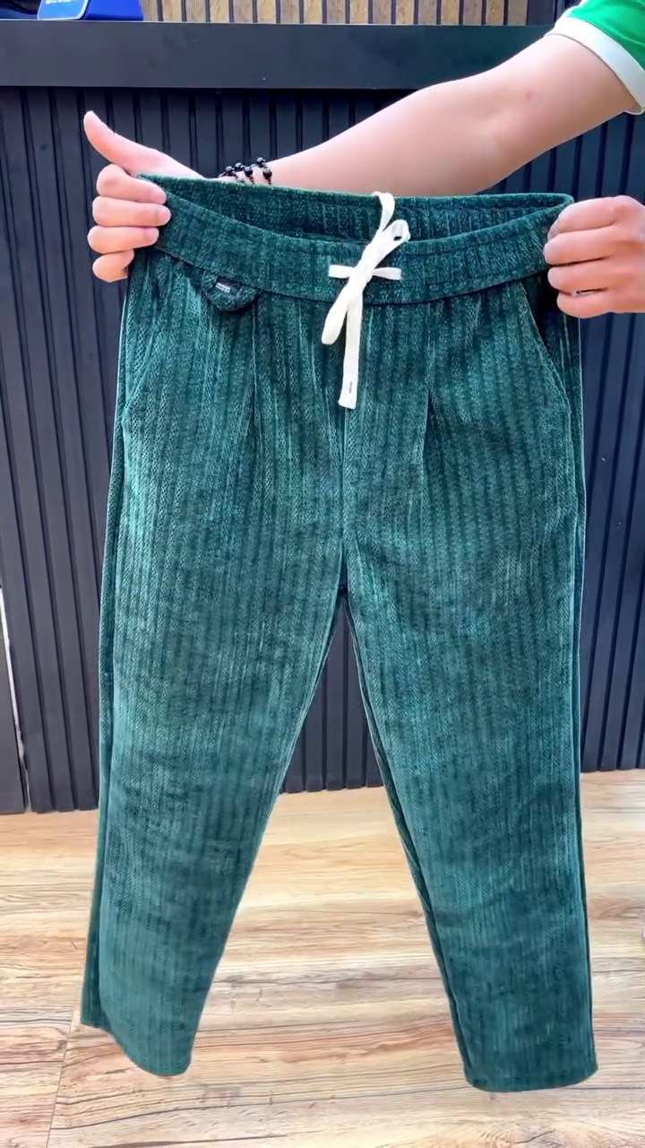 Men's Comfortable Corduroy Pants | Relaxed Fit Stretch Waist Trousers for Everyday Wear