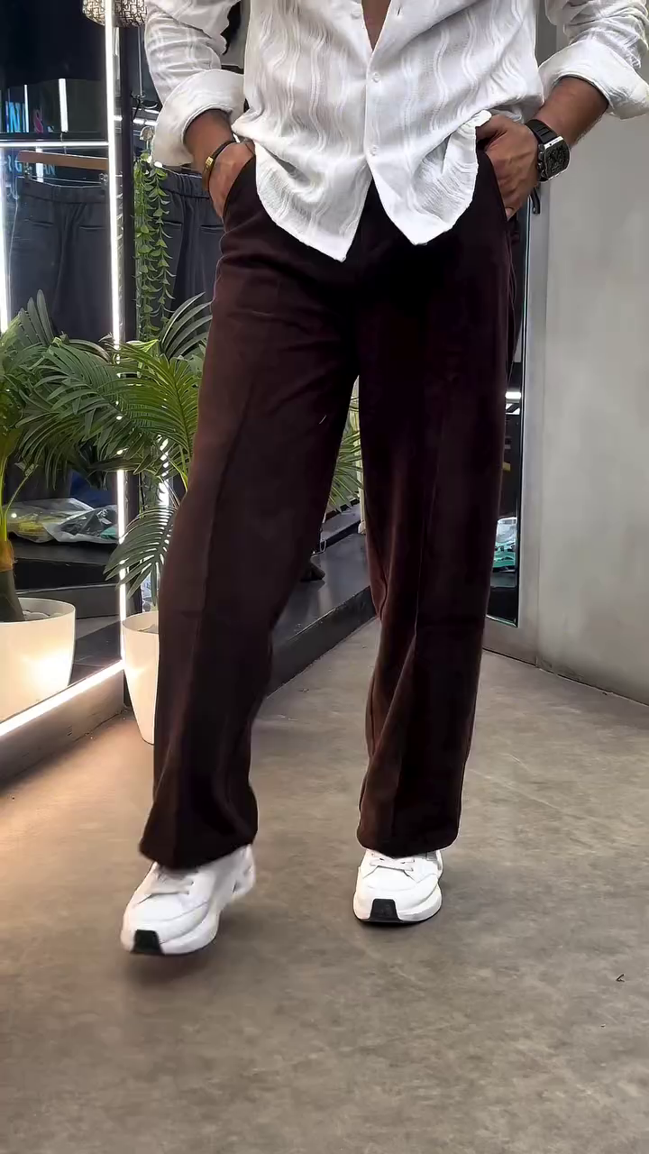 Men Ribbed Relaxed Fit Pleated Pants