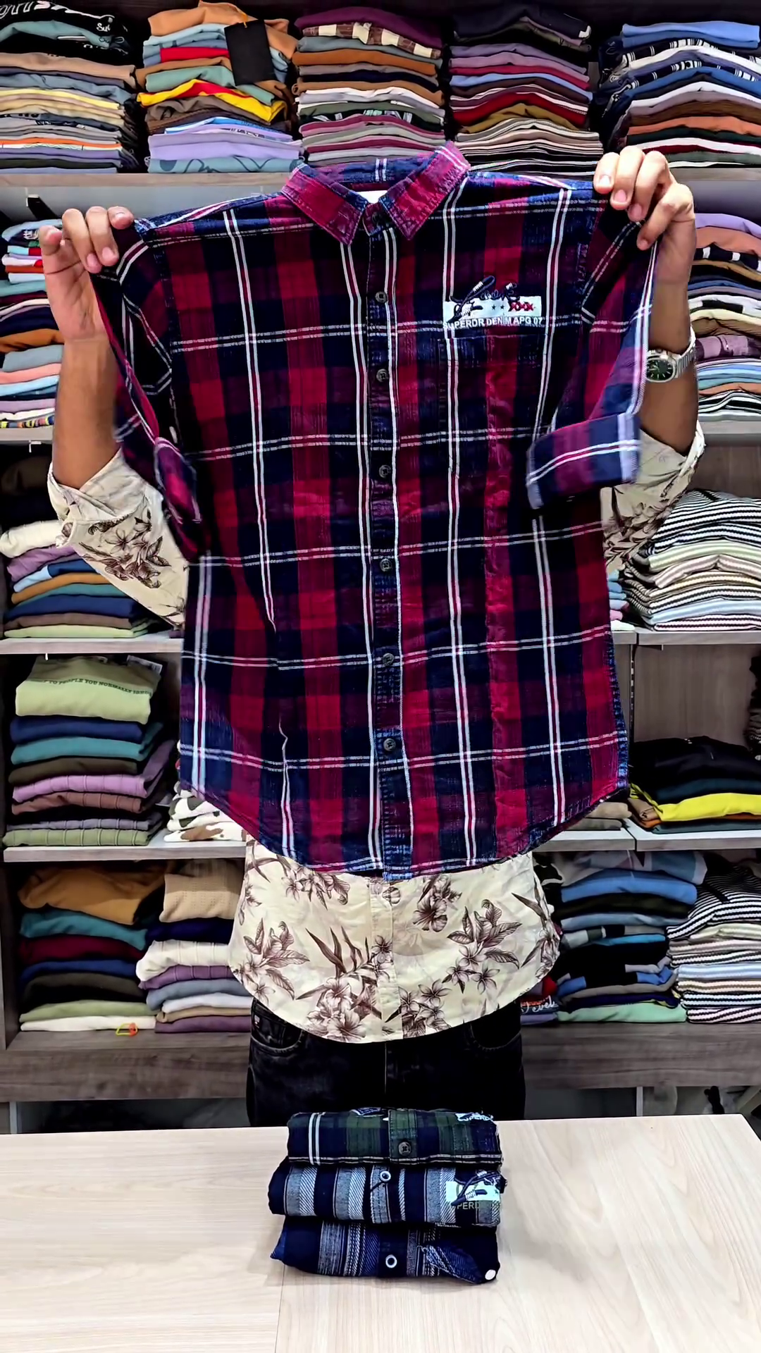 Men Slim Fit Checkered Slim Collar Casual Shirt